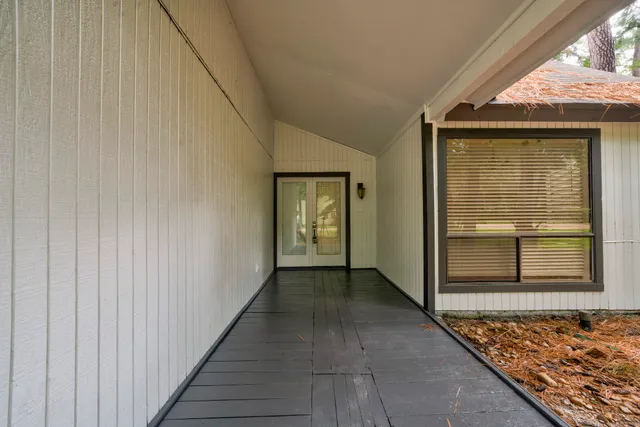 $2,500 | 42 North Timber Top Drive, The Woodlands, TX 77380