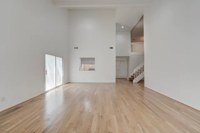 $2,500 | 42 North Timber Top Drive, The Woodlands, TX 77380