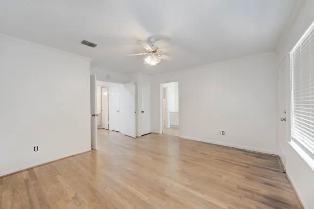 $2,500 | 42 North Timber Top Drive, The Woodlands, TX 77380