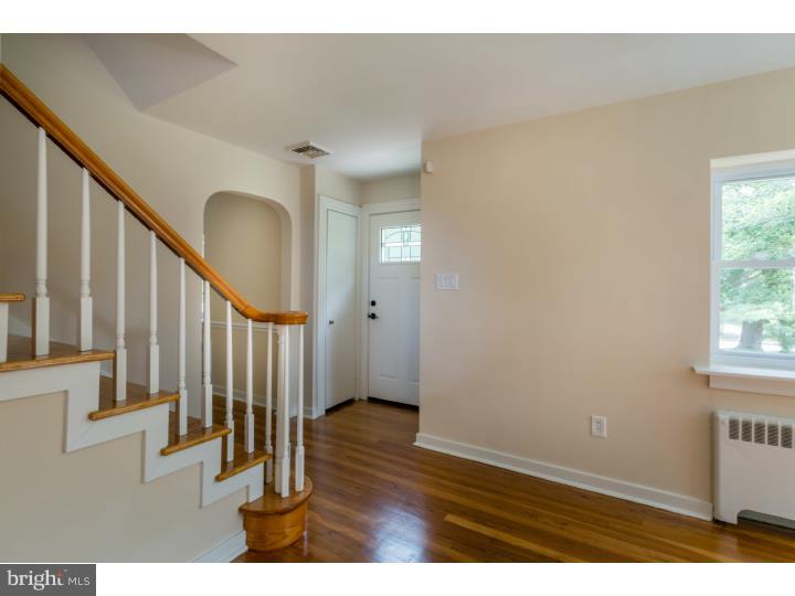 228 Conshohocken State Road Gladwyne, PA 19035 - Photo 2 of 22 Foyer