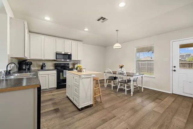 $1,875 | 718 Sugar Brook Drive, Temple, TX 76502