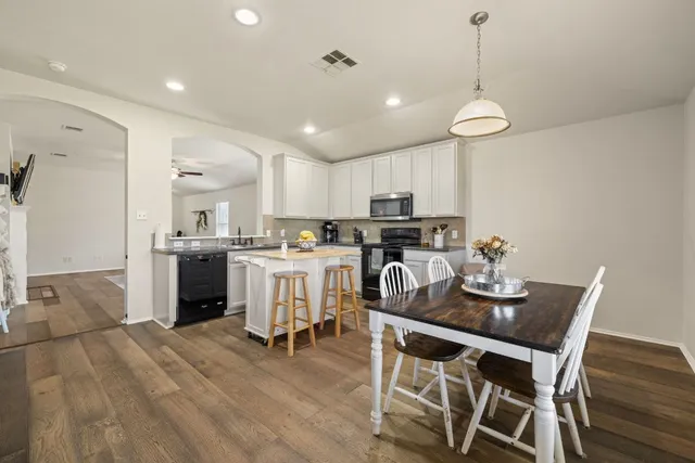 $1,875 | 718 Sugar Brook Drive, Temple, TX 76502