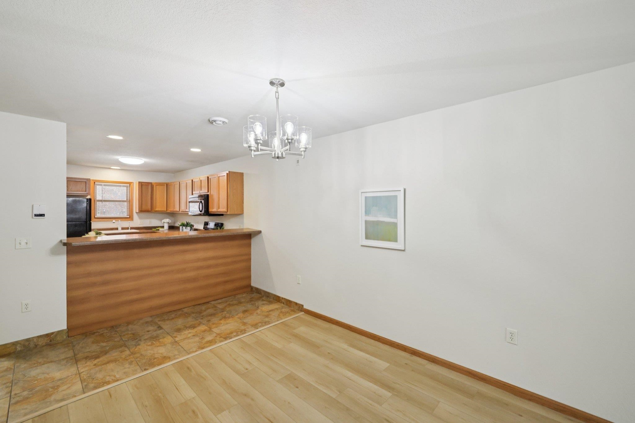 N2860 Trevor, Unit 6 Lodi, WI 53555 - Photo 8 of 34