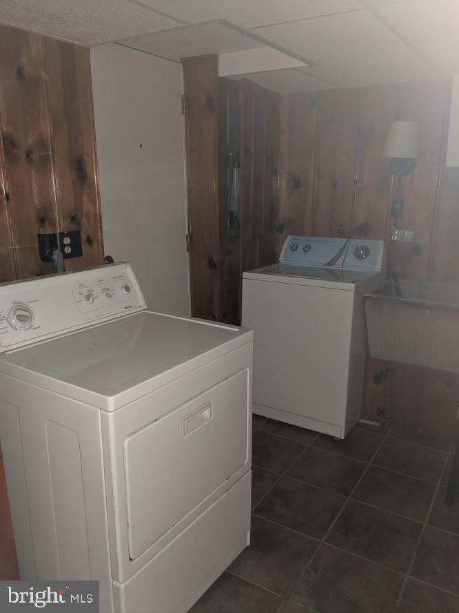 1800 Burnwood Road Baltimore, MD 21239 - Photo 25 of 27 Washer and Dryer