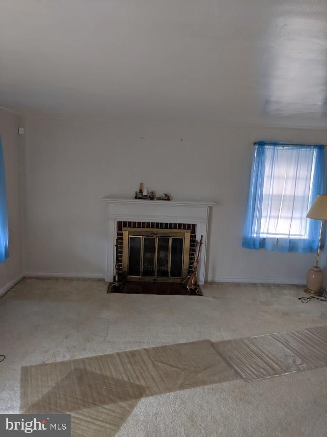 1800 Burnwood Road Baltimore, MD 21239 - Photo 8 of 27 Wood burning Fireplace