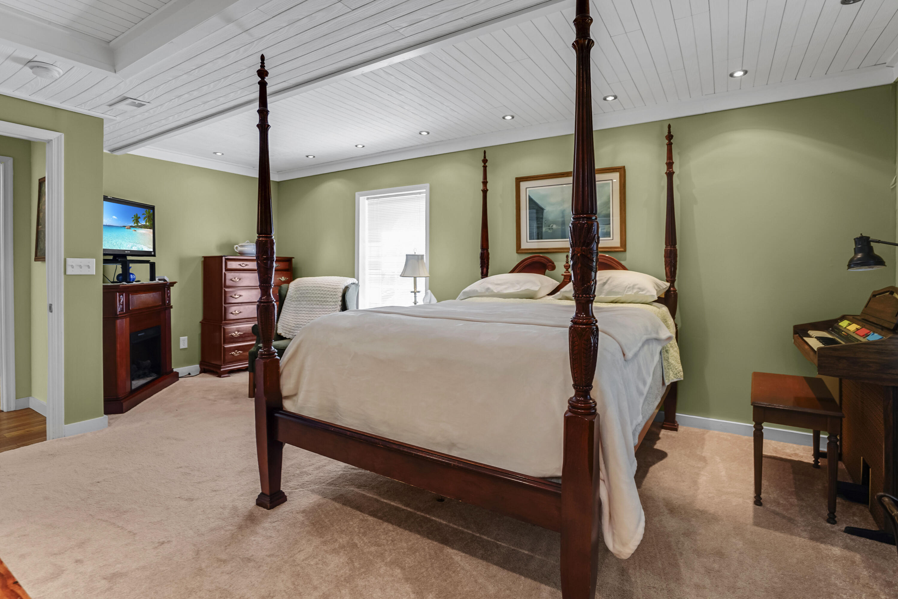 401 Whisperway Road Moneta, VA 24121 - Photo 49 of 60 Bedroom #5