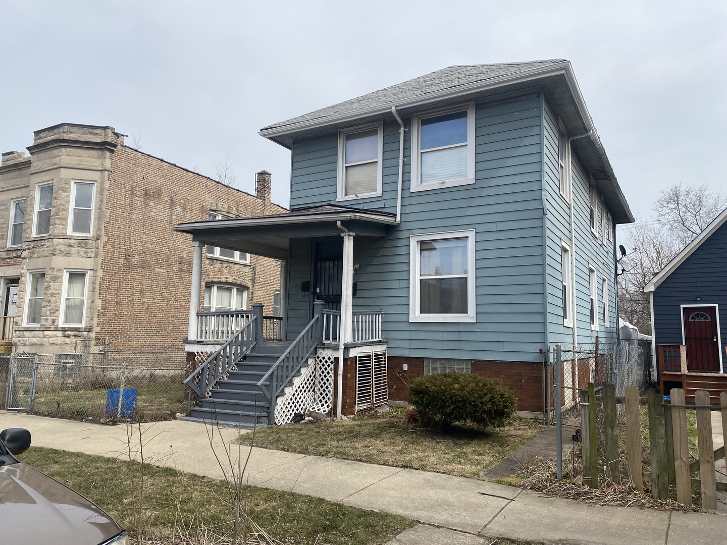 6549 South Bishop Street Chicago, IL 60636 - Photo 2 of 18 a front view of a house