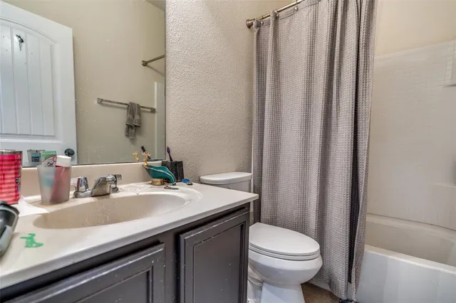 $299,990 | 3405 Oceanview Drive, Denton, TX 76208