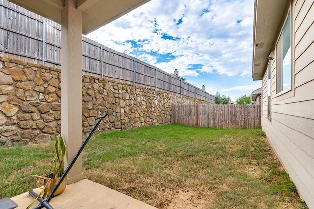 $299,990 | 3405 Oceanview Drive, Denton, TX 76208