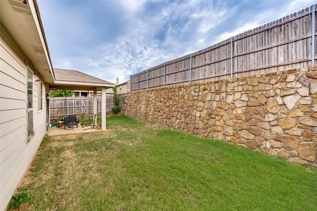 $299,990 | 3405 Oceanview Drive, Denton, TX 76208