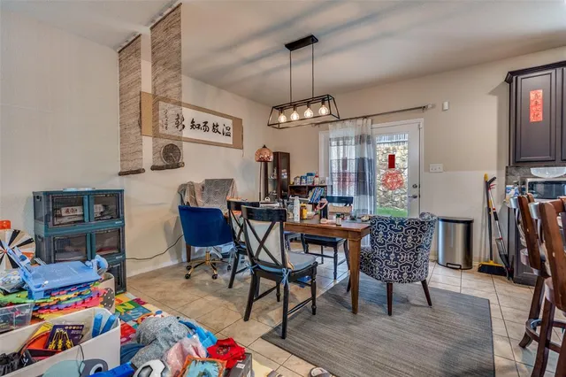 $299,990 | 3405 Oceanview Drive, Denton, TX 76208