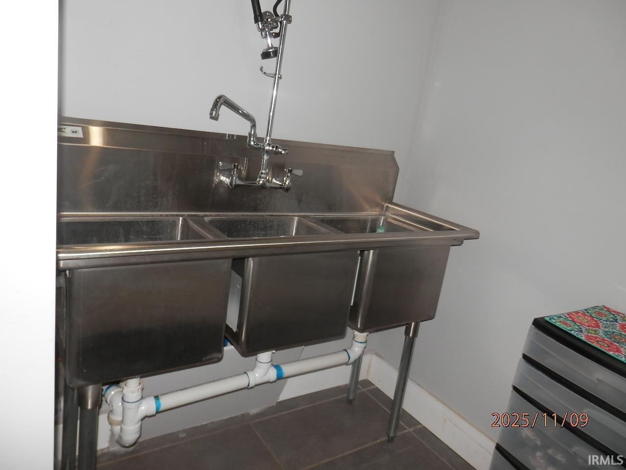 606 Main Street Tell City, IN 47586 - Photo 2 of 32