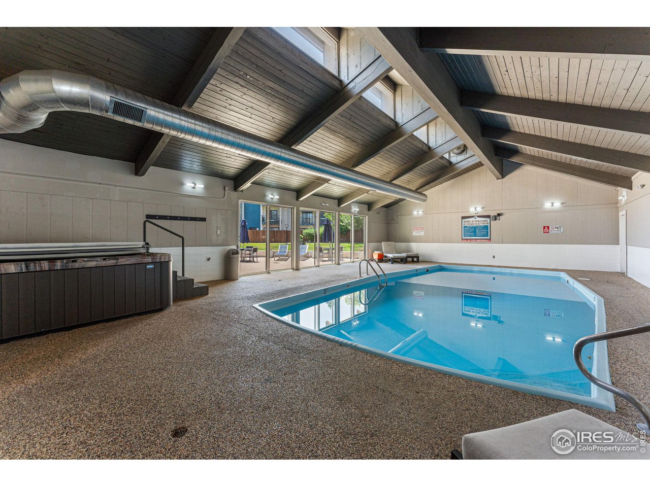 4475 Laguna Place, Unit 309 Boulder, CO 80303 - Photo 33 of 38 Indoor pool