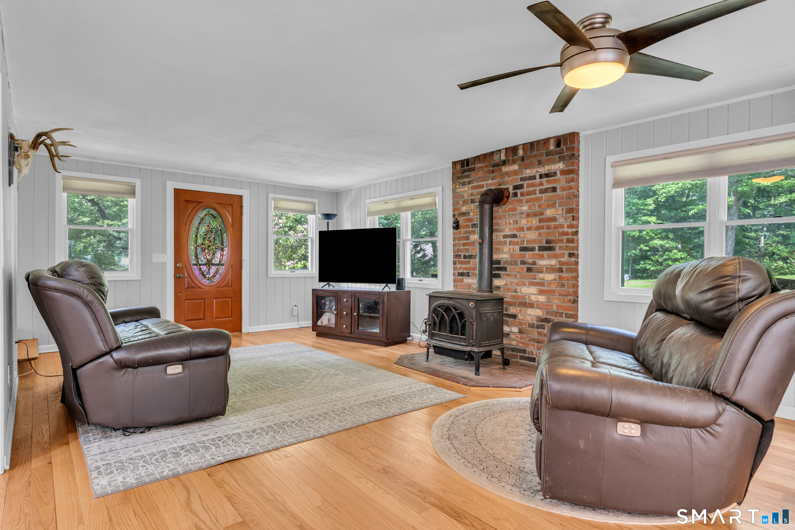 238 Scotland Road Madison, CT 06443 - Photo 8 of 40