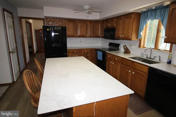 $3,499 | 4101 Club House Drive, Mechanicsburg, PA 17050