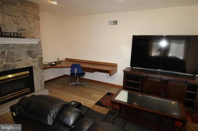 $3,499 | 4101 Club House Drive, Mechanicsburg, PA 17050