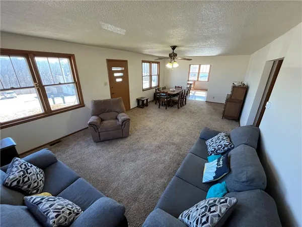 $189,900 | 5518 Karrasch Street, St. Joseph, MO 64505