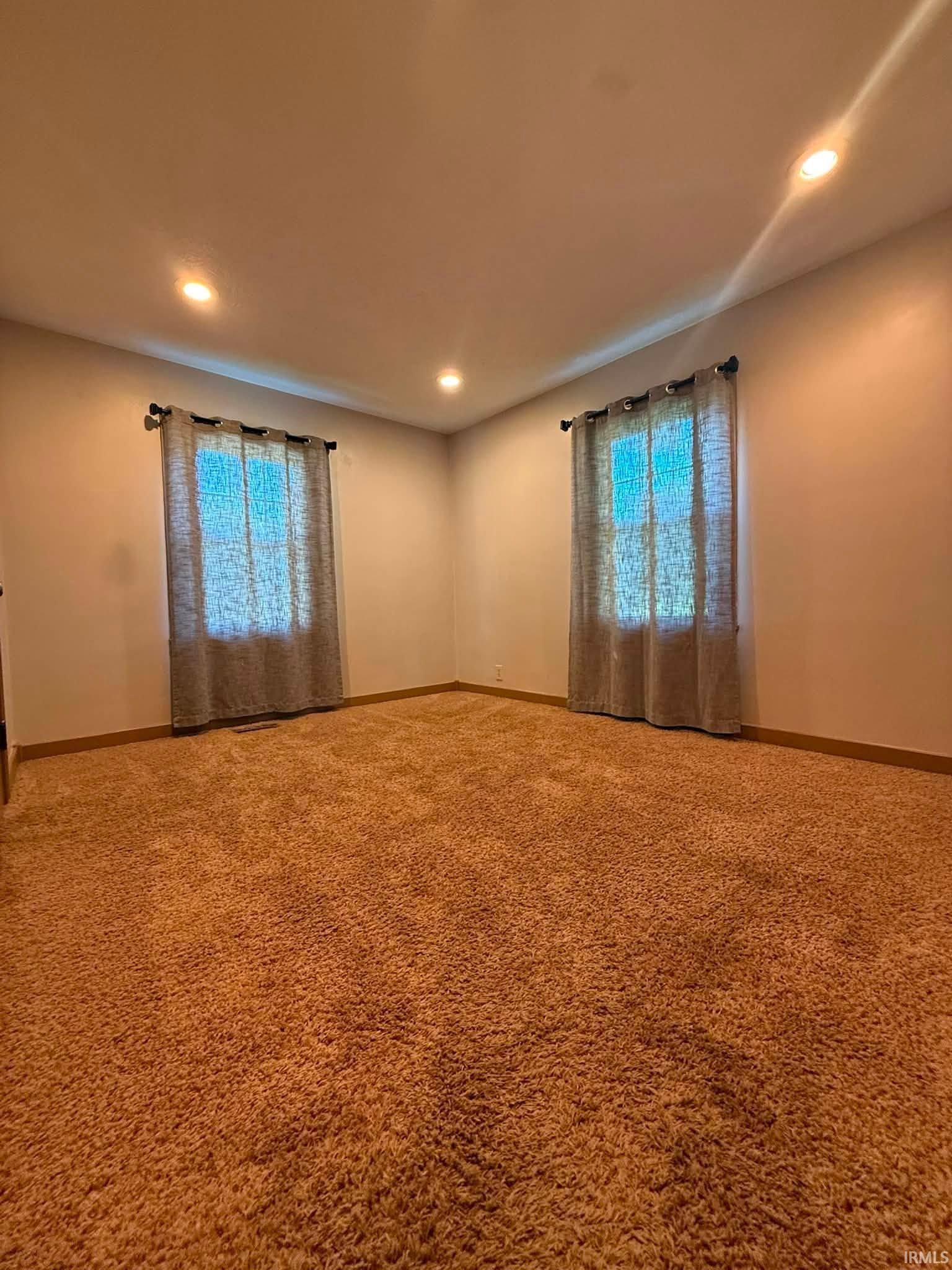 204 State Street Oaktown, IN 47561 - Photo 13 of 37