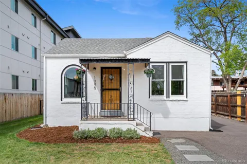 $575,000 | 1095 Carr Street, Lakewood, CO 80214