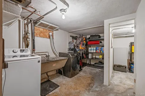 $575,000 | 1095 Carr Street, Lakewood, CO 80214