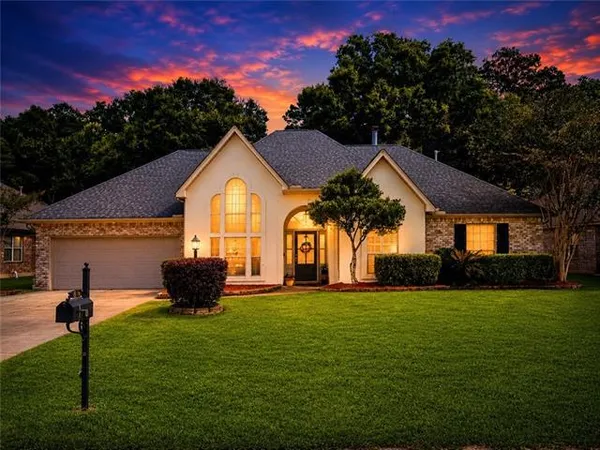 $355,000 | 620 Timberwood Loop, Madisonville, LA 70447