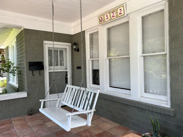 $2,700 | 1322 Harvard Street, Houston, TX 77008