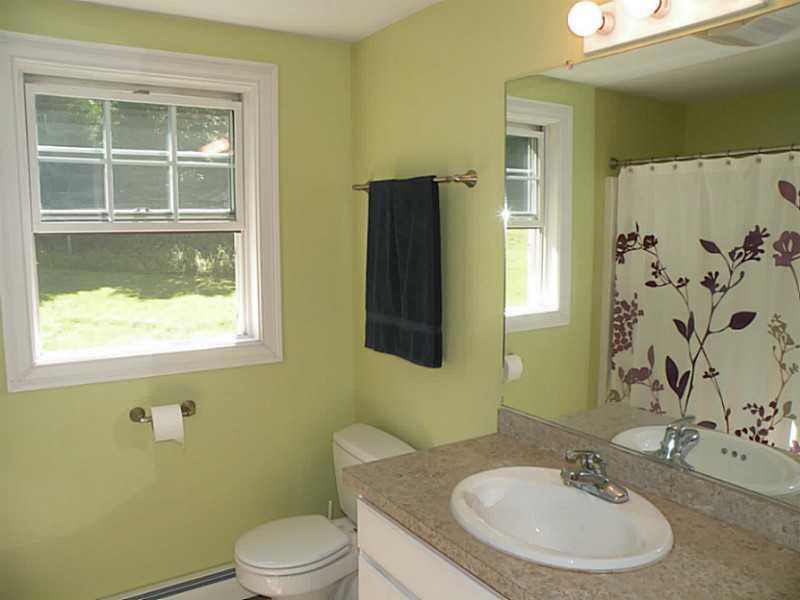 9 Mallard's Way Windham, ME 04062 - Photo 18 of 29 Bathroom.