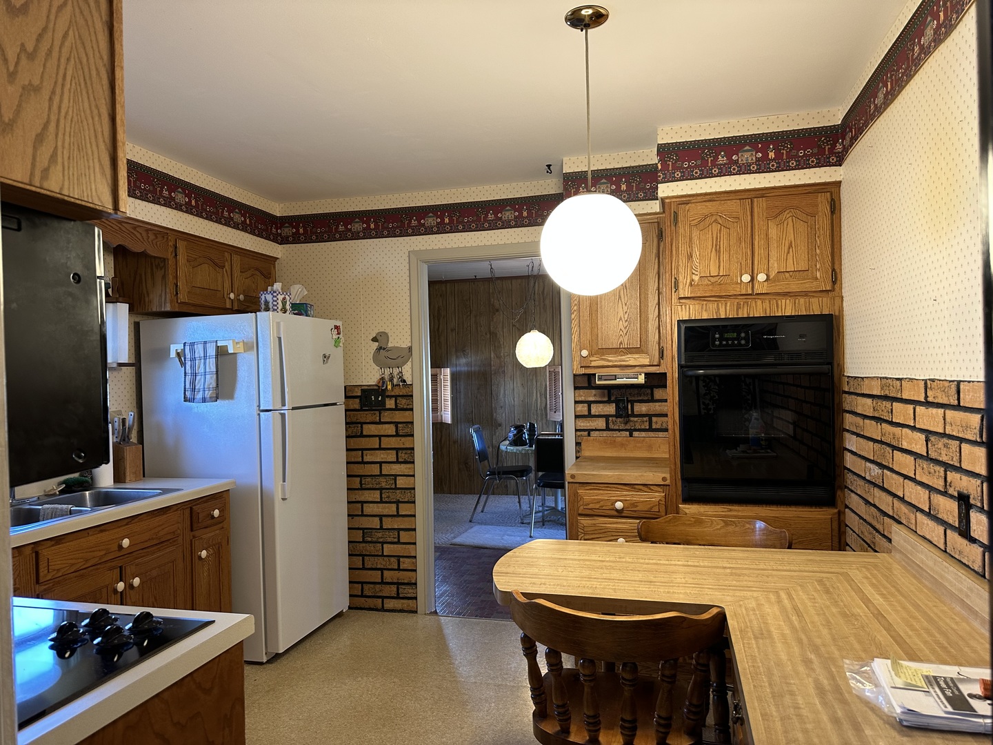 505 South Jackson Street Morrison, IL 61270 - Photo 5 of 26