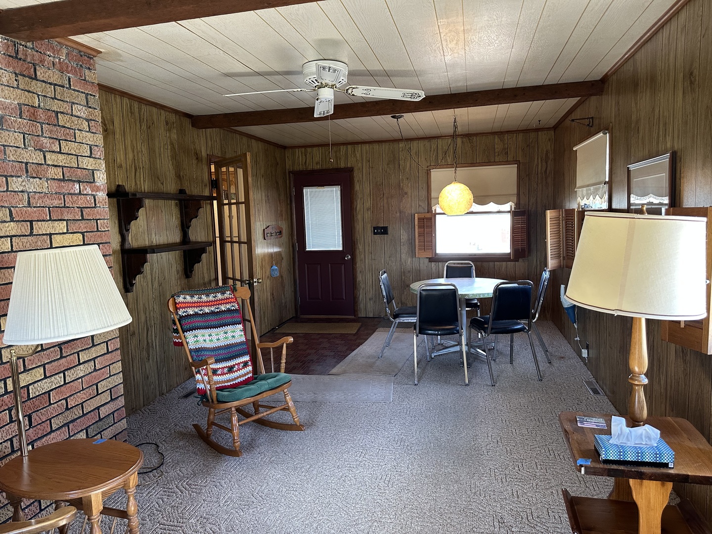 505 South Jackson Street Morrison, IL 61270 - Photo 9 of 26