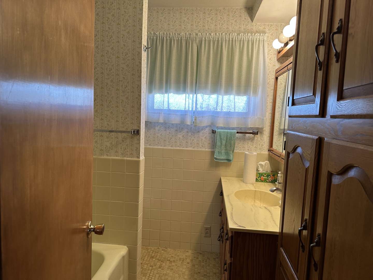 505 South Jackson Street Morrison, IL 61270 - Photo 10 of 26