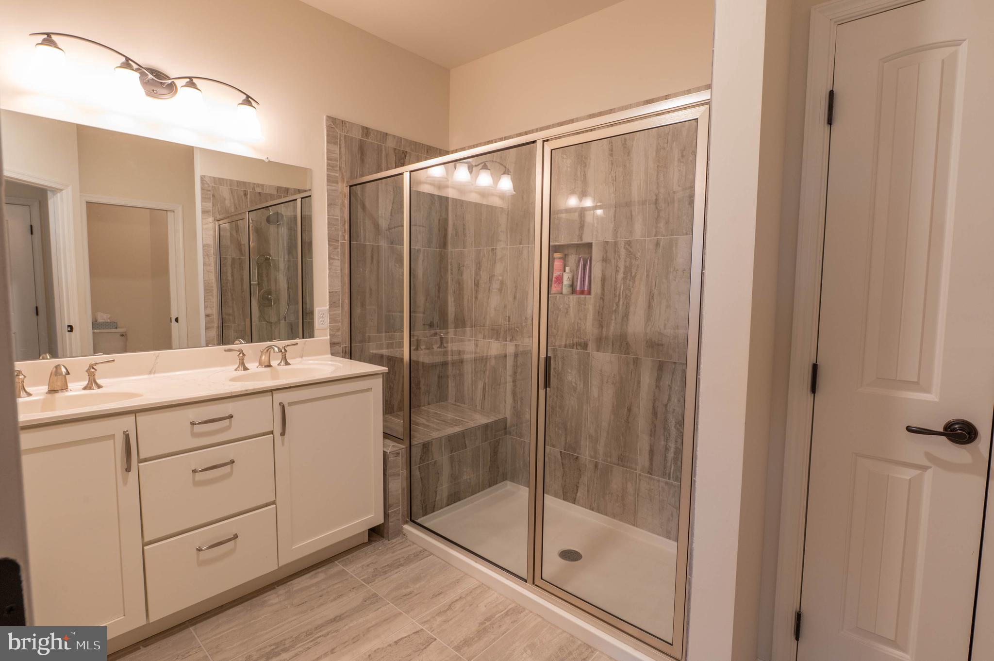 4085 Eveningstar Road Emmaus, PA 18049 - Photo 12 of 20