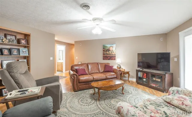 $397,000 | 315 Bobby Dale Drive, Waynesville, MO 65583