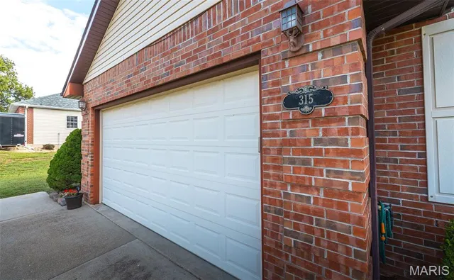 $397,000 | 315 Bobby Dale Drive, Waynesville, MO 65583