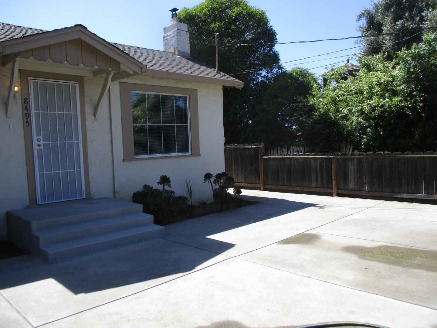 8495 Murray Avenue Gilroy, CA 95020 - Photo 2 of 26