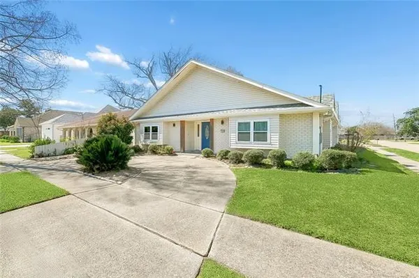 $548,900 | 1918 Houma Boulevard, Metairie, LA 70001