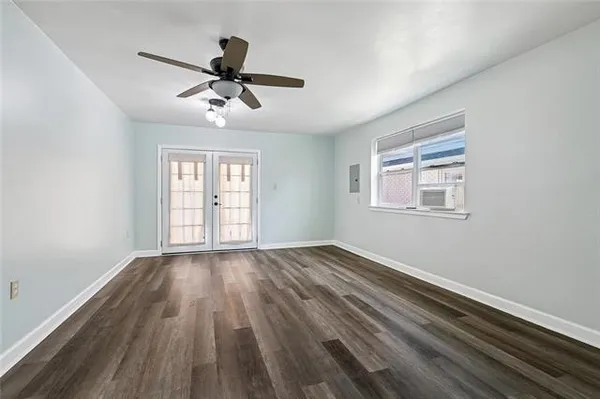 $525,000 | 1918 Houma Boulevard, Metairie, LA 70001