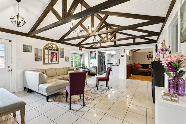 $575,000 | 1918 Houma Boulevard, Metairie, LA 70001