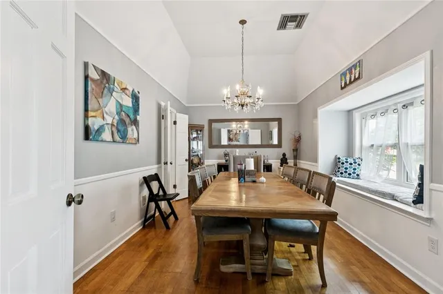 $575,000 | 1918 Houma Boulevard, Metairie, LA 70001