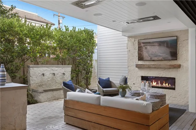$8,495,000 | 302 Orchid Avenue, Corona del Mar, CA 92625