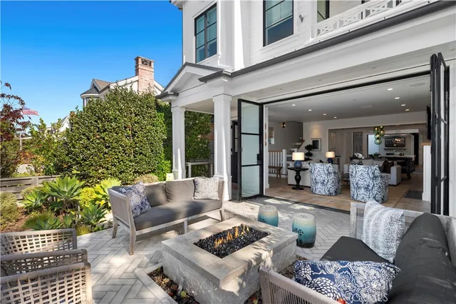 $8,495,000 | 302 Orchid Avenue, Corona del Mar, CA 92625