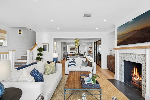 $8,495,000 | 302 Orchid Avenue, Corona del Mar, CA 92625