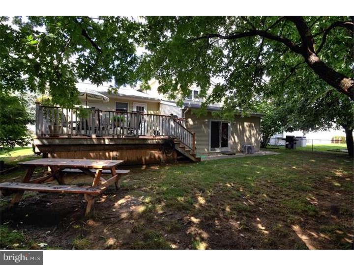 14 Vista Road Hamilton, NJ 08690 - Photo 18 of 18 Exterior Back
