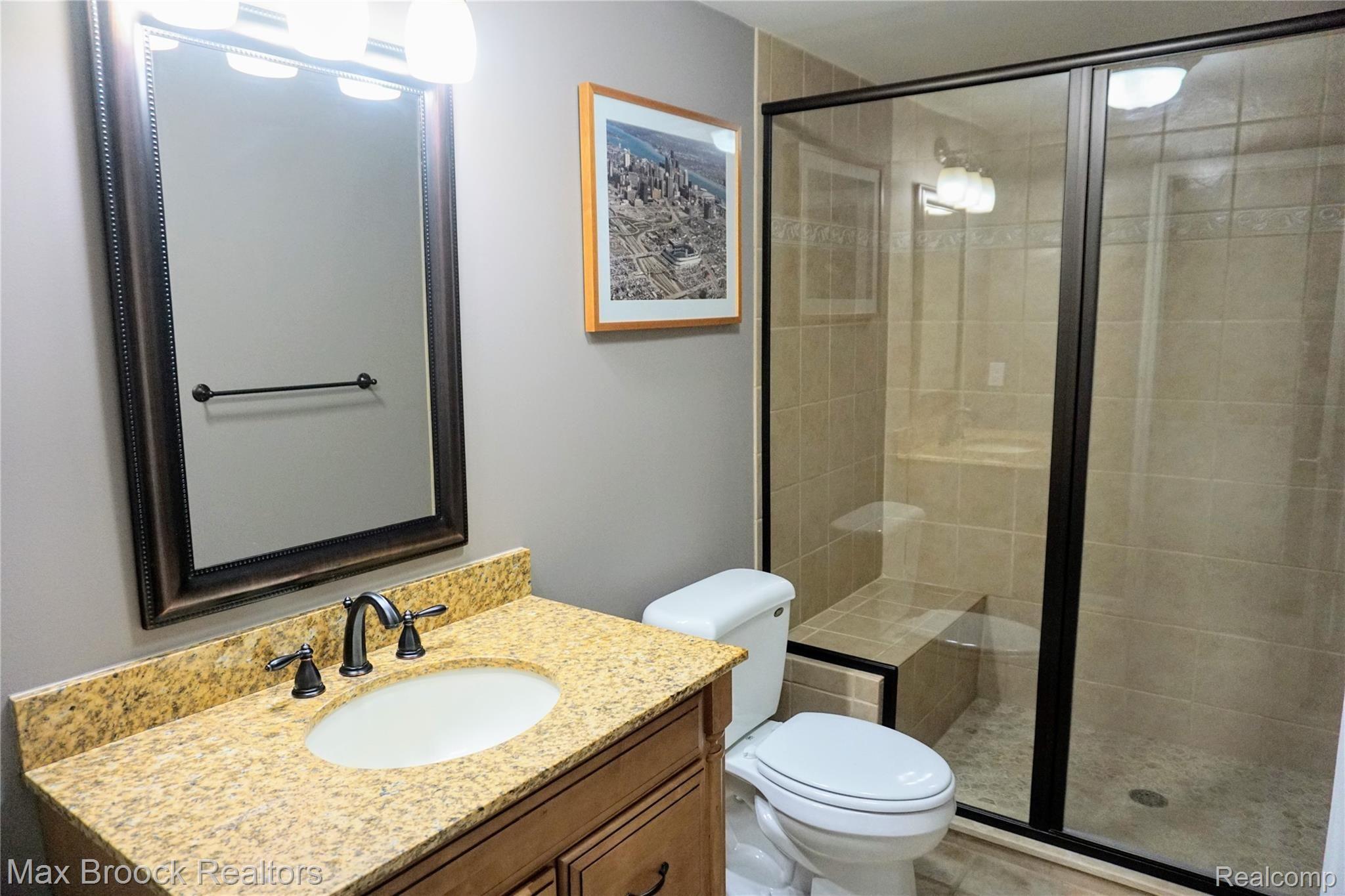 5580 Skye Court Rochester, MI 48306 - Photo 30 of 38 DSC02119.jpg
