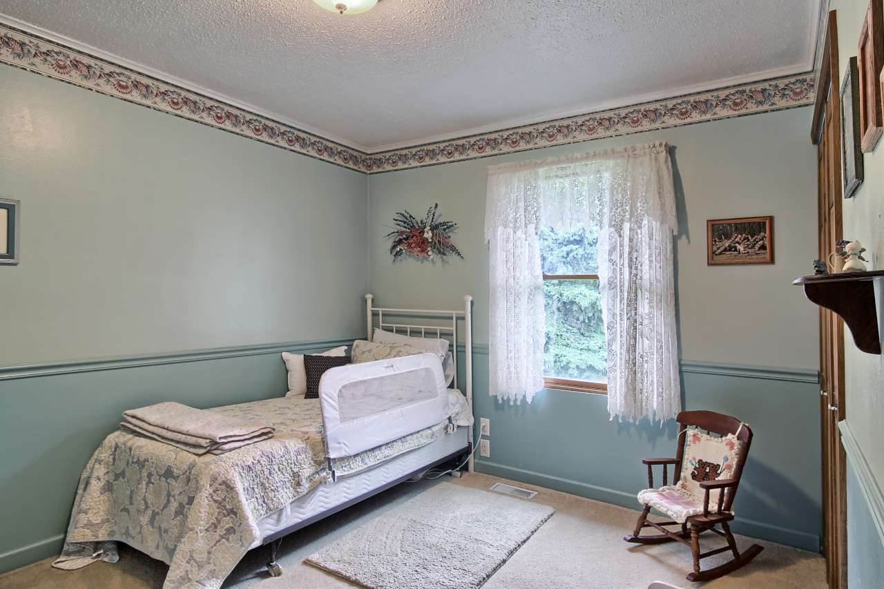 6444 Cook Road Williamsburg, MI 49690 - Photo 17 of 33 1851158-16.JPG