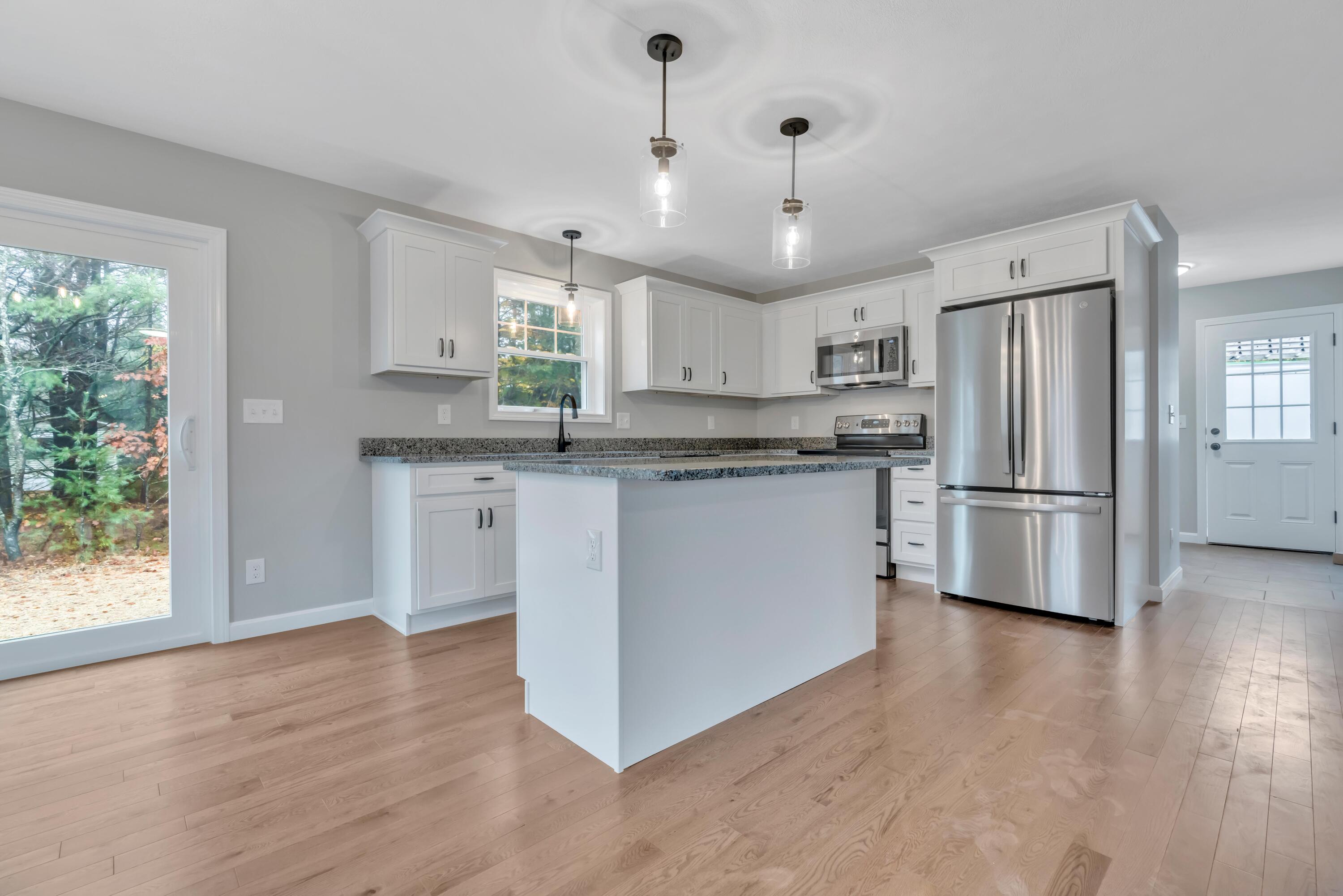 148 High Street North Berwick, ME 03906 - Photo 3 of 25 _dsc2790