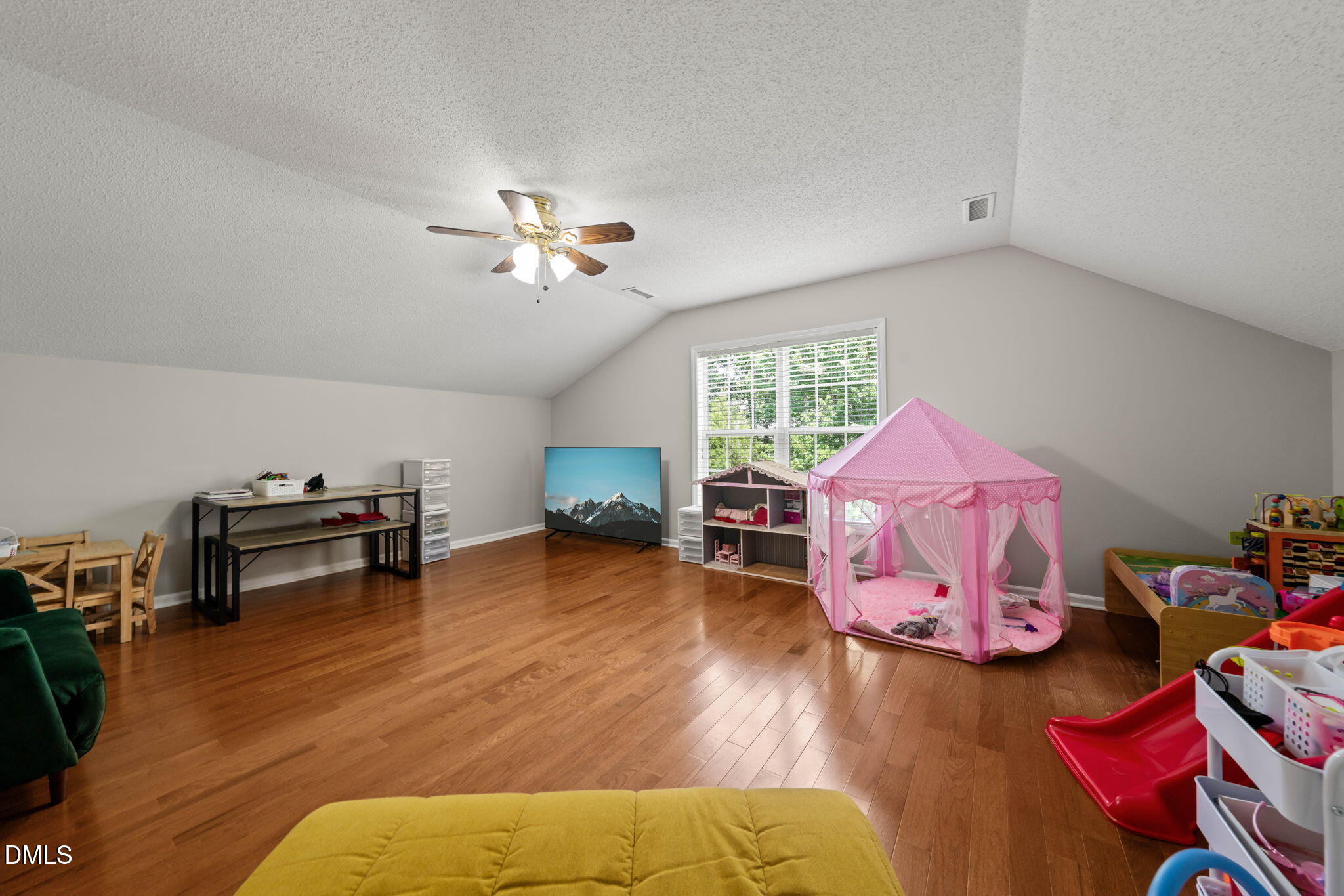 218 Landreth Court Durham, NC 27713 - Photo 42 of 61 43-web-or-mls-DSC08897