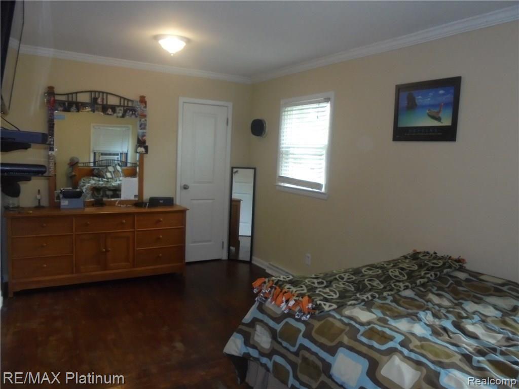 716 North Road Fenton, MI 48430 - Photo 14 of 17 DSC02154.JPG