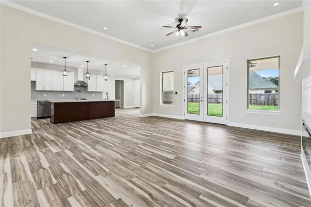 $600,000 | 1701 Heatherwood Drive, Harvey, LA 70058