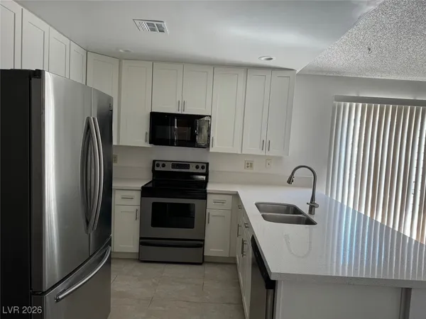 $2,345 | 5461 Supai Drive, Las Vegas, NV 89103