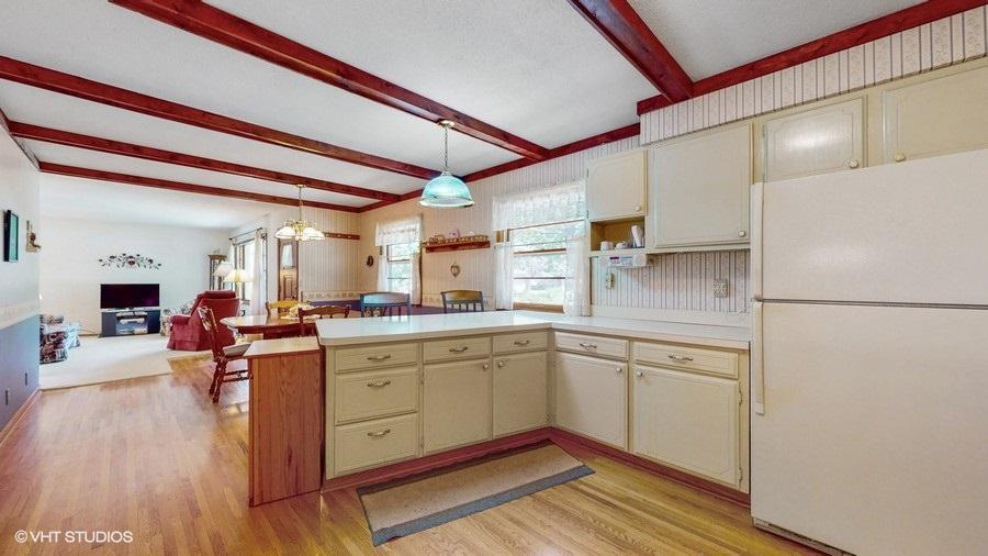 8330 Ewing Road Bloomington, MN 55431 - Photo 12 of 60